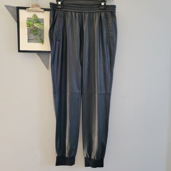 BCBGMaxAzria Sugi Faux Leather High Rise Jogger Pants Black M - Picture 2 of 12